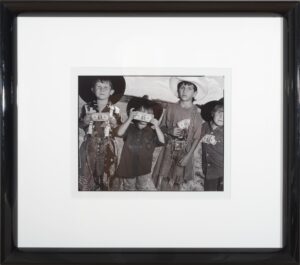Mary Ellen Mark, Boys with Dollars, Boerne, Texas, 1991